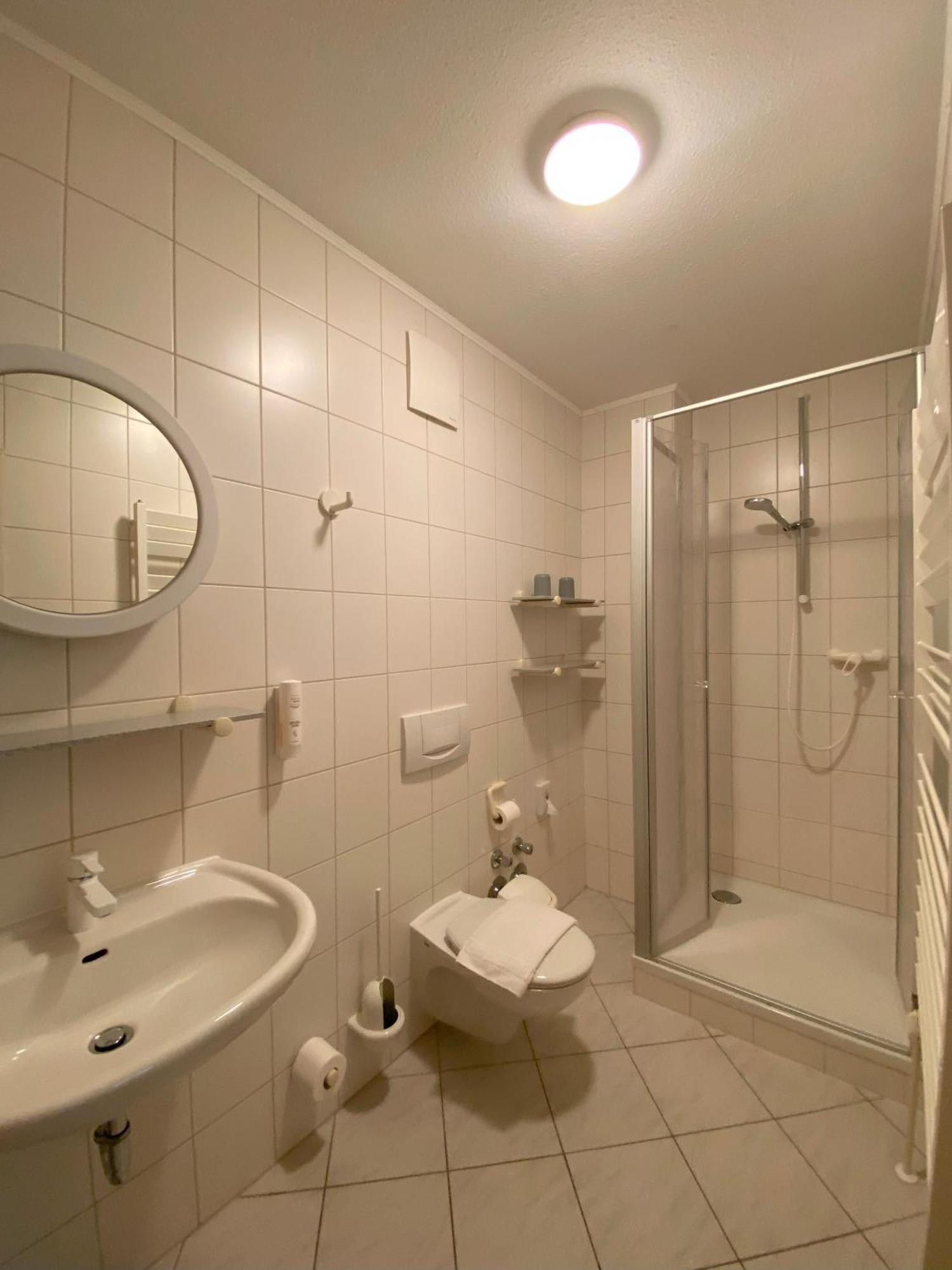 Hotel Bildungsgut Schmochtitz Extérieur photo