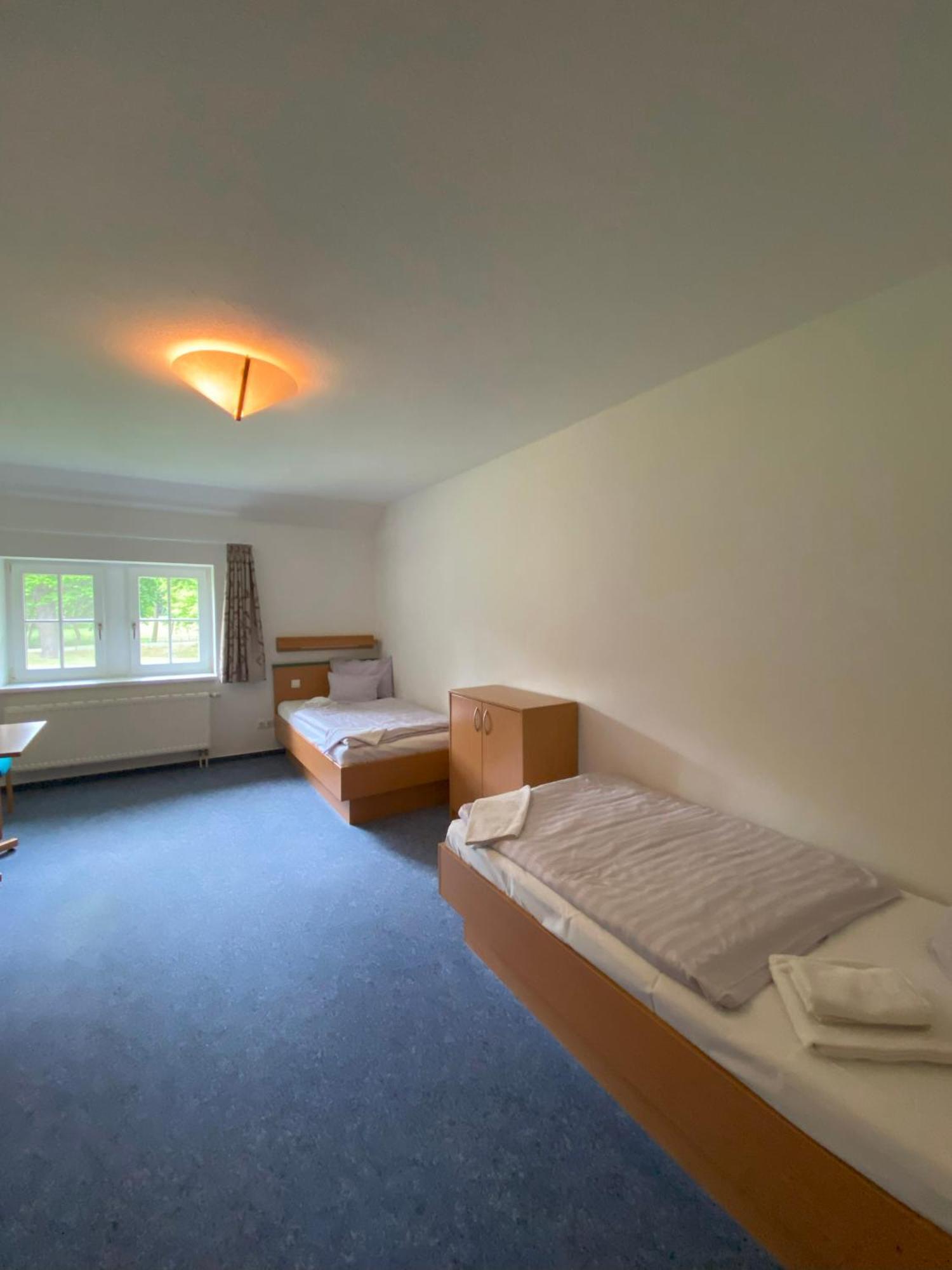 Hotel Bildungsgut Schmochtitz Extérieur photo